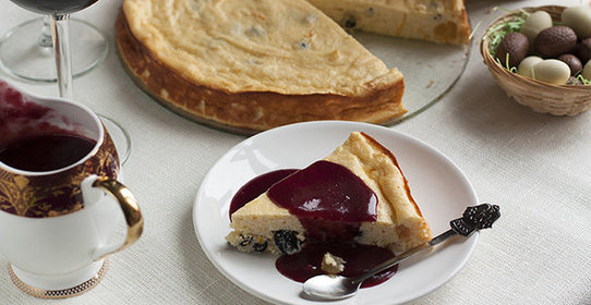 Творожный пудинг с соусом из кагора