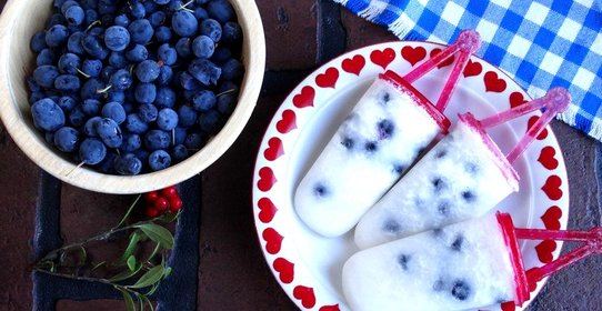 Дынное мороженое с голубикой