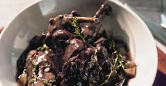 Французский кролик в вине