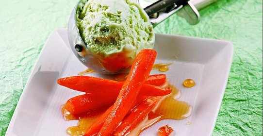 Мятное мороженое с карамелизированной морковью