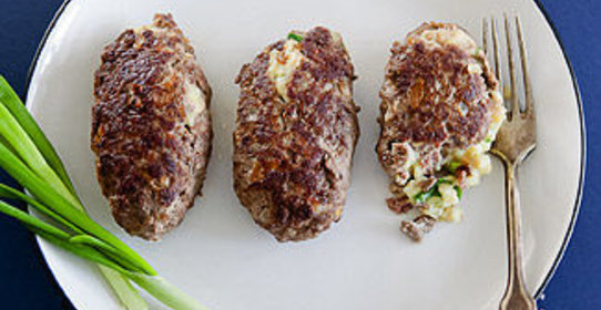 Зразы с картофельной начинкой в мультиварке