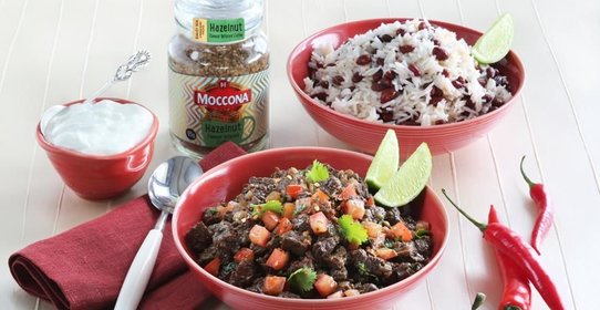 Чили кон карне с кофе