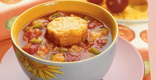 Испанский томатный суп с чесночным хлебом