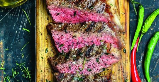 Стриплойн на углях