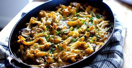 Грибы, запеченные с макаронами