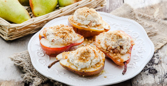 Запеченные груши с творогом