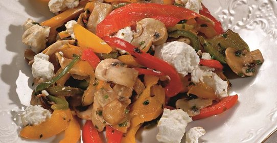 Соте из сладких перцев с грибами