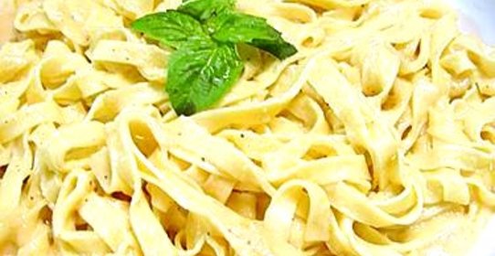 Феттуччини с кайенским соусом