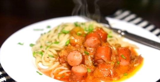 Подлива к макаронам из сосисок