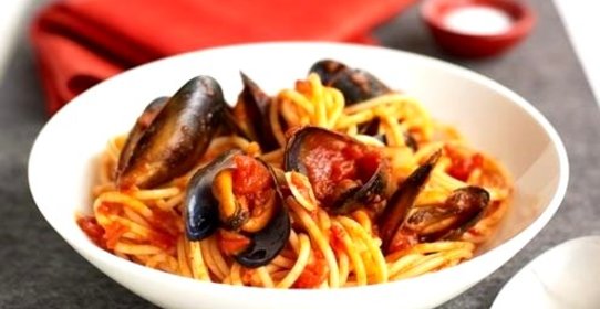 Мидии в томатном соусе