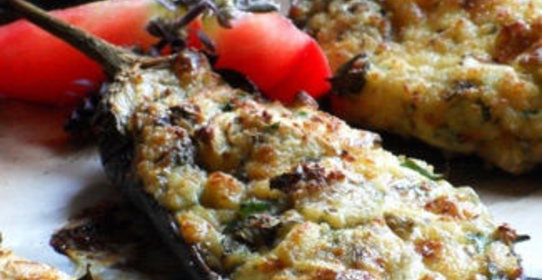 Кучерикас - баклажаны, запеченные с сыром