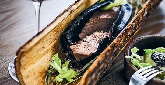 Телячий язык «Лакомка» в черемуховом тесте