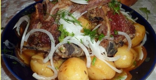 Ребрышки с картошкой в казане