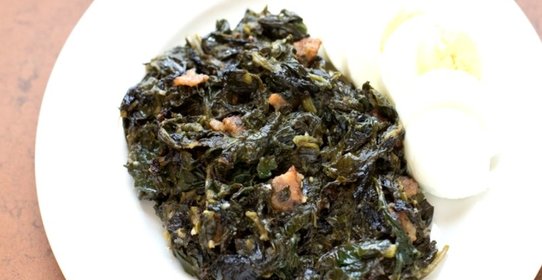 Шпинат с беконом