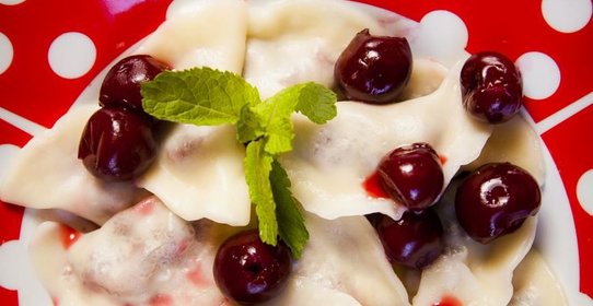 Вареники с вишней