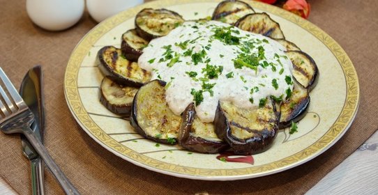 Баклажаны под соусом Баже