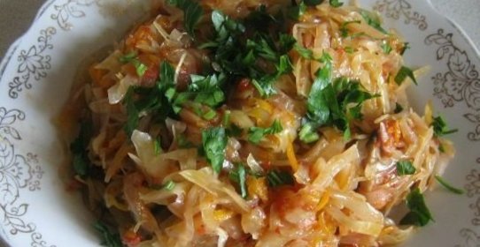 Тушеная капуста с шампиньонами