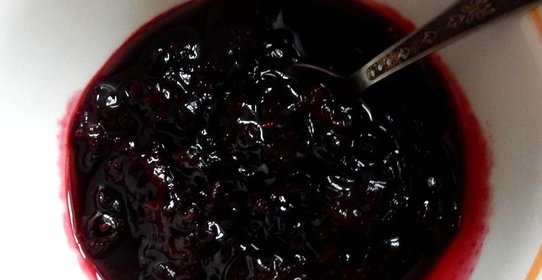 Живое варенье из черной смородины