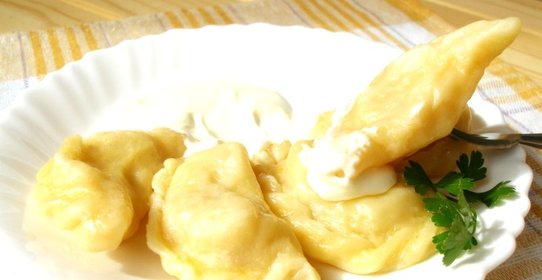 Вареники с салом