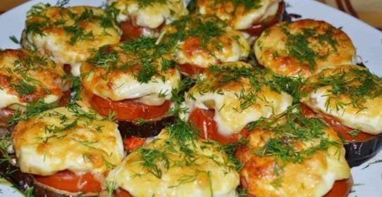 Баклажаны с грибами, запеченные в духовке