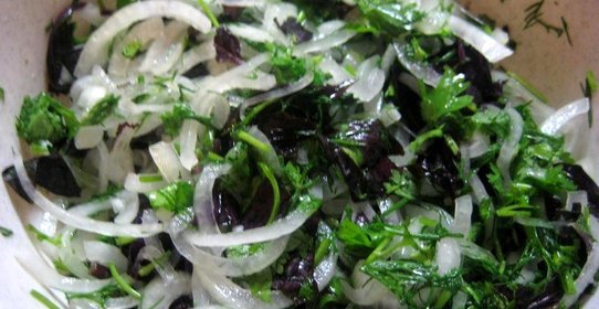 Лук маринованный