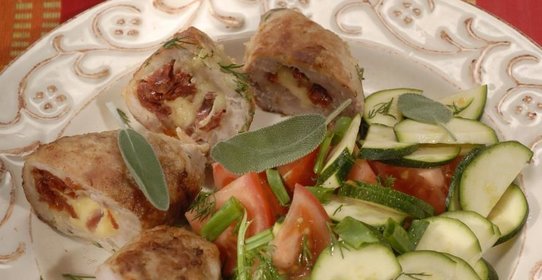 Зразы с сыром и вялеными томатами