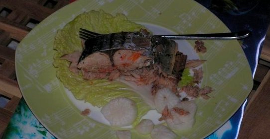 Тунец, запеченный в фольге