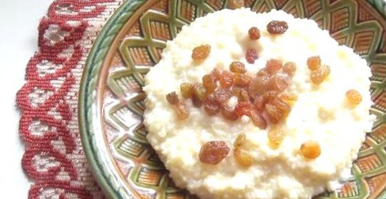 Пшенная каша с изюмом