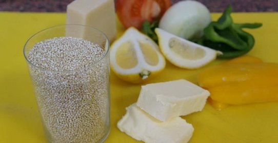 Семга в кунжуте с гарниром из киноа