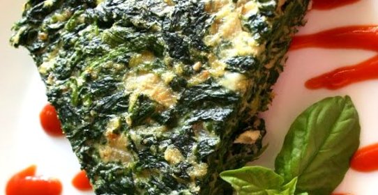 Омлет со шпинатом и сыром