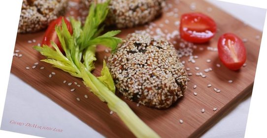 Воздушные котлетки с семенами Чиа и Кинзой