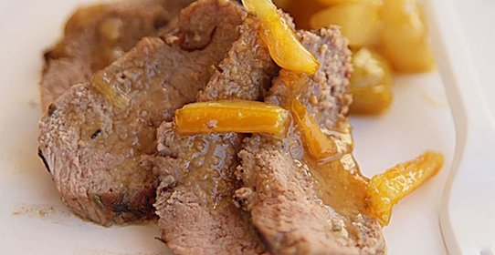 Утиная грудка с апельсиновой карамелью