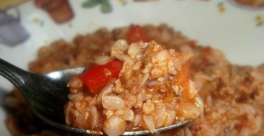 Греча в томате