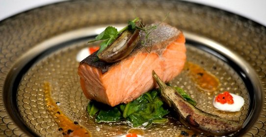 Семга со шпинатом