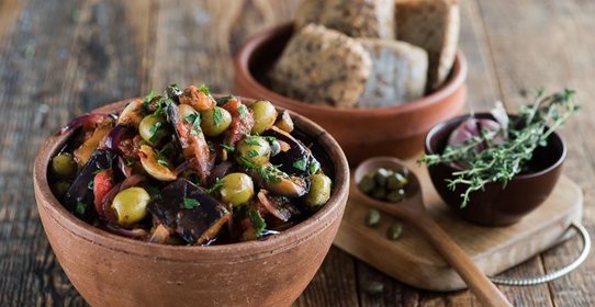 Тушеные баклажаны по-сицилийски