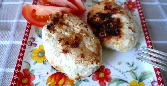 Куриные котлетки в мультиварке