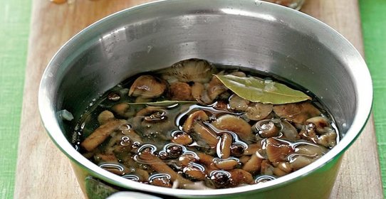 Маринованные грибы