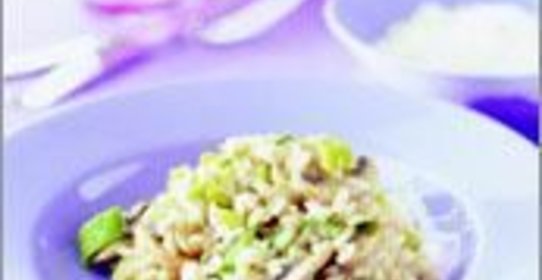 Ризотто с луком-пореем, грибами и пармезаном