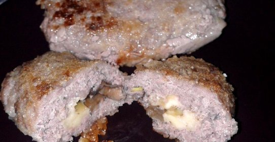 Зразы с опятами и сыром