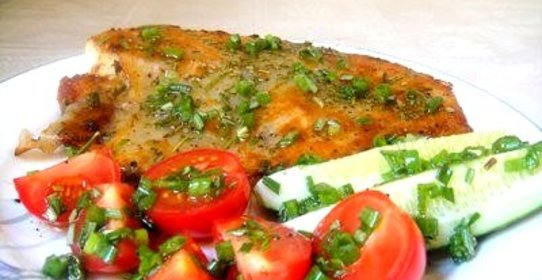 Жареная тиляпия с лимонным маслом