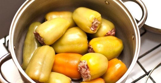 Фаршированные перцы с рисом