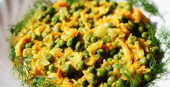 Тушеный горошек