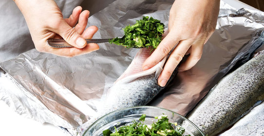 Форель, запеченная в фольге