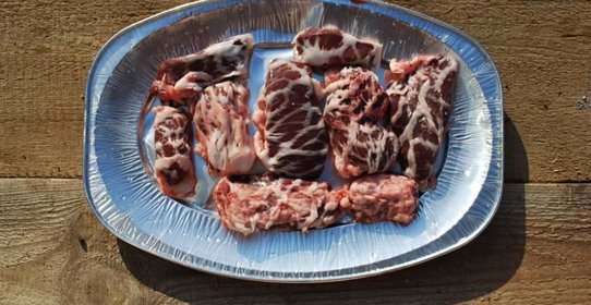 Баранья печень на гриле в жировой сетке