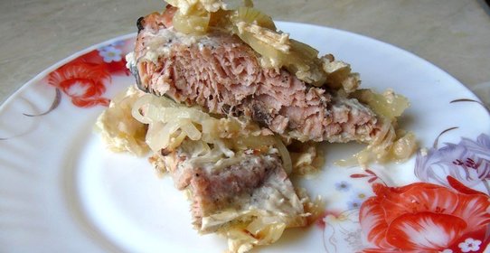 Семга тушеная в кефире