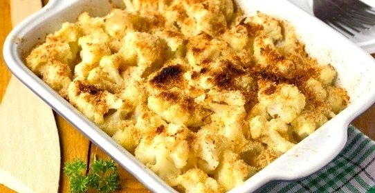 Цветная капуста, запечённая под сырно-сухарной корочкой