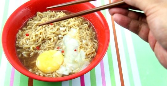 Рамен с яйцом
