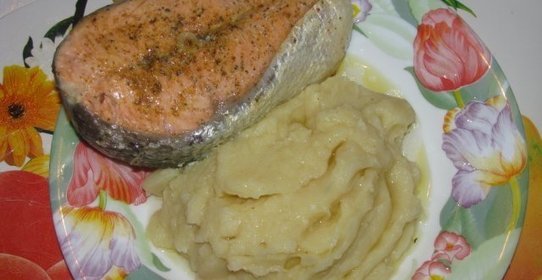 Стейк из семги в мультиварке