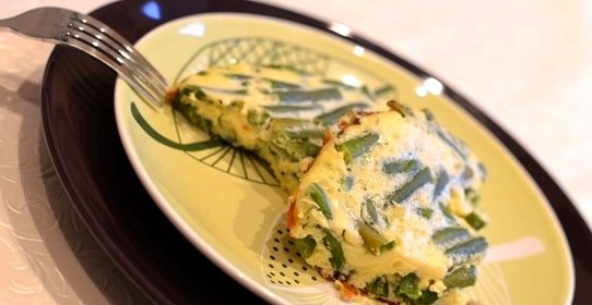 Омлет со спаржевой фасолью
