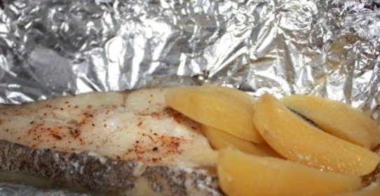 Палтус с картошкой